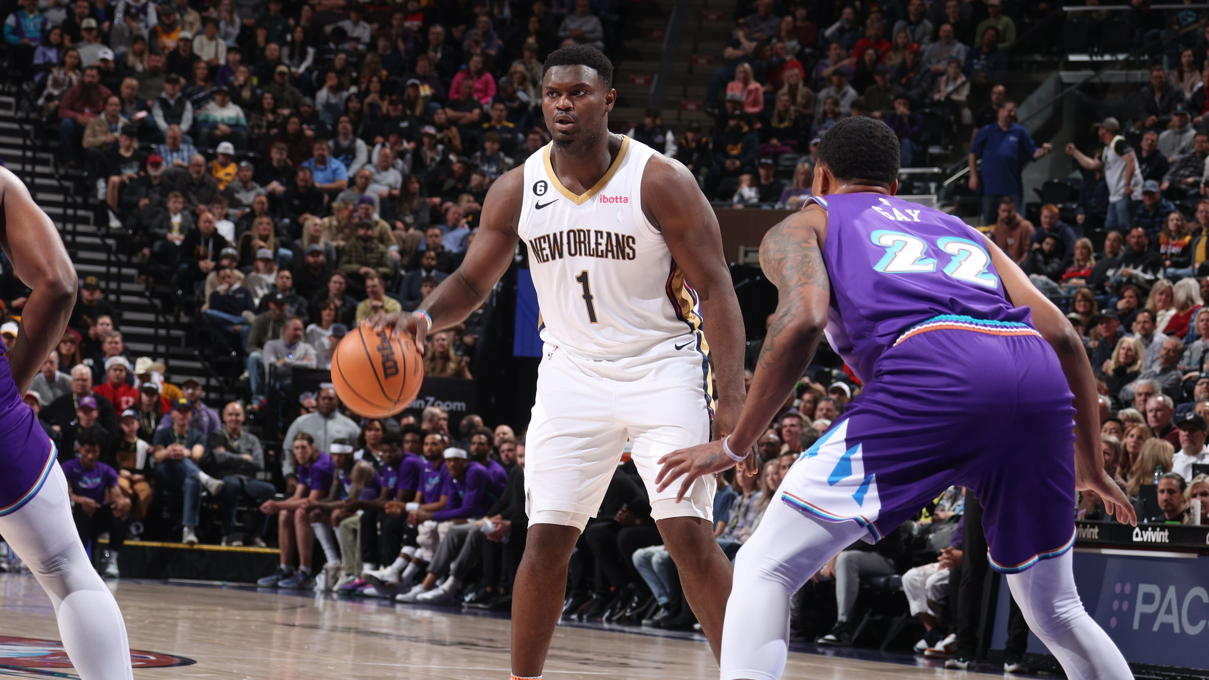 辽宁队险胜雷霆，锡安统治全场