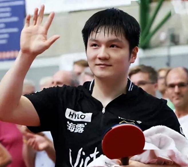 中国队绝杀英格兰队，樊振东点燃赛场