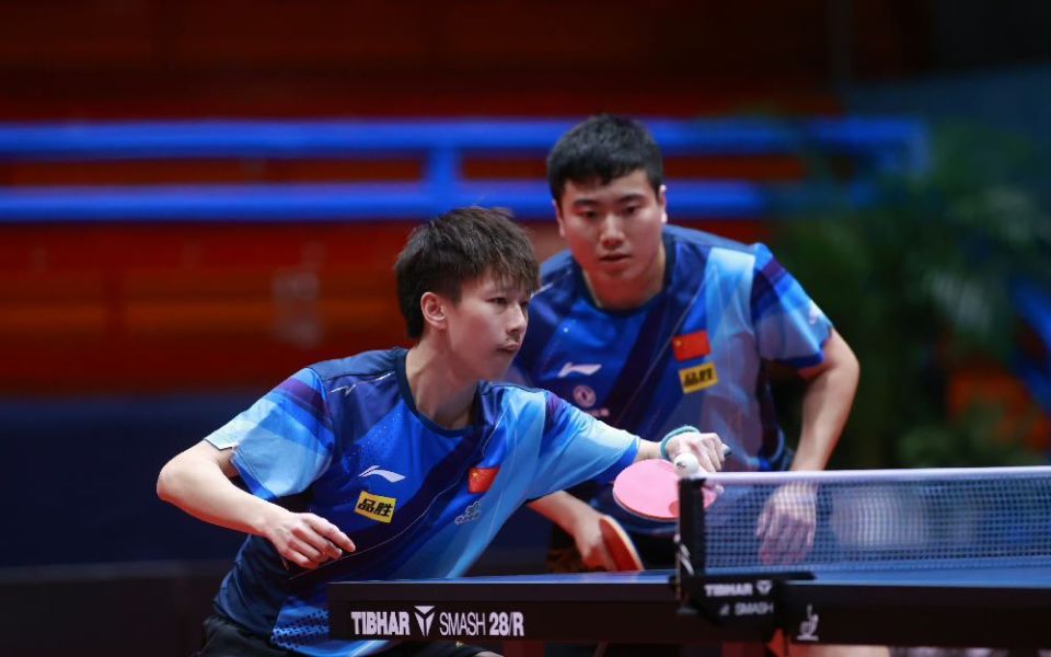 奥地利队鏖战日本队，梁靖崑高光表现