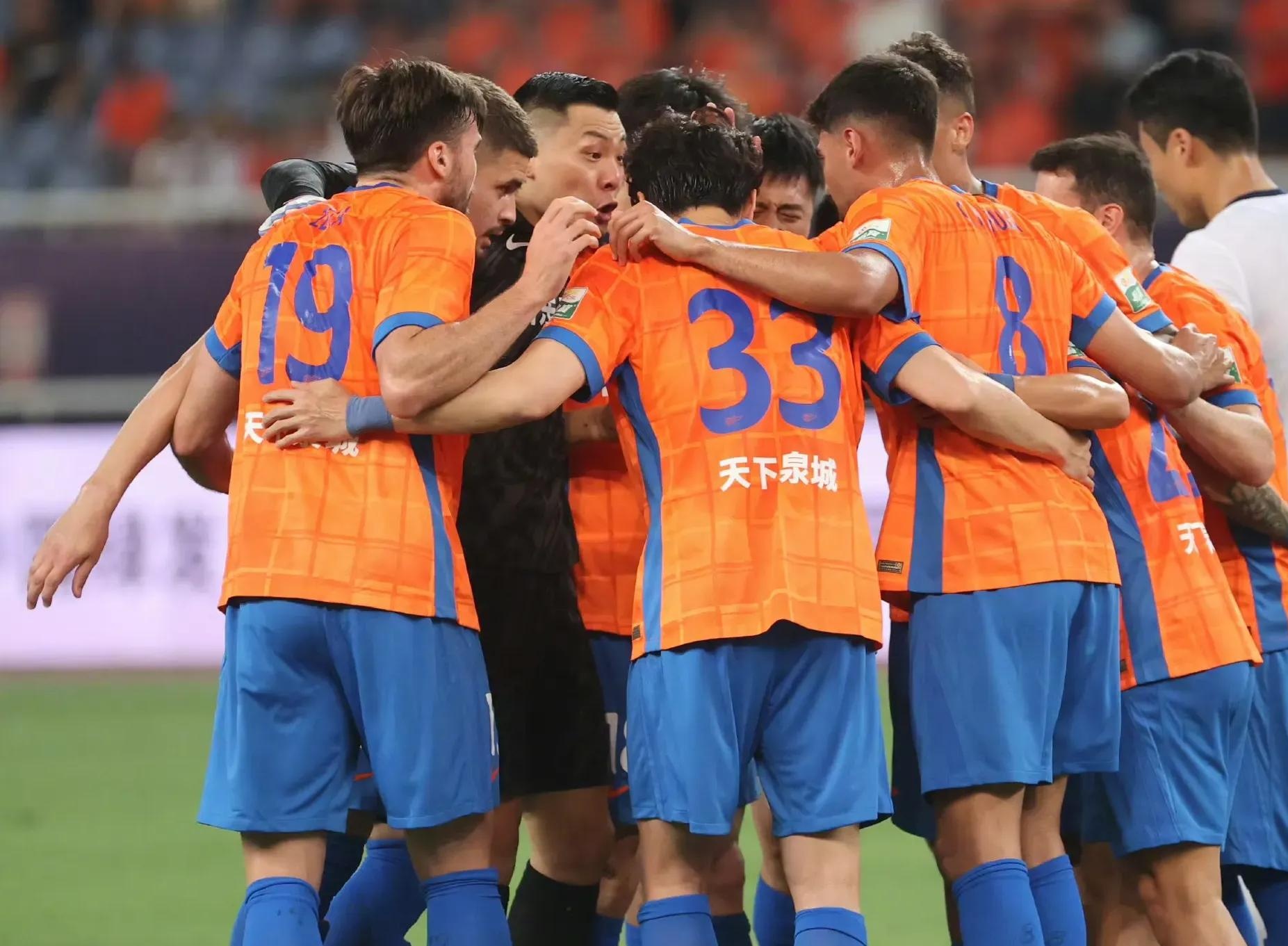 中国队完胜日本队,黄鸭组合状态火热 中国队完胜日本队,黄鸭组合状态火热