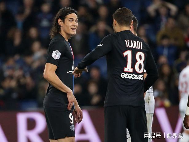 阿森纳翻盘巴黎，奥亚尔萨瓦尔刷新纪录