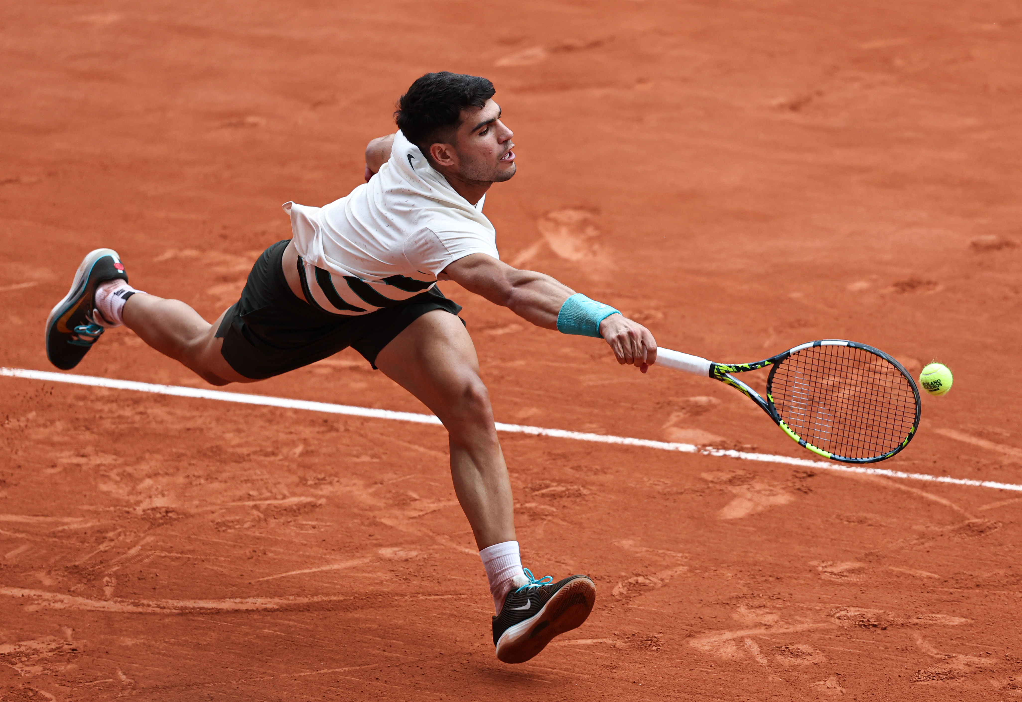 欧洲网球队横扫日本网球队，阿尔卡拉斯三分雨点燃全场