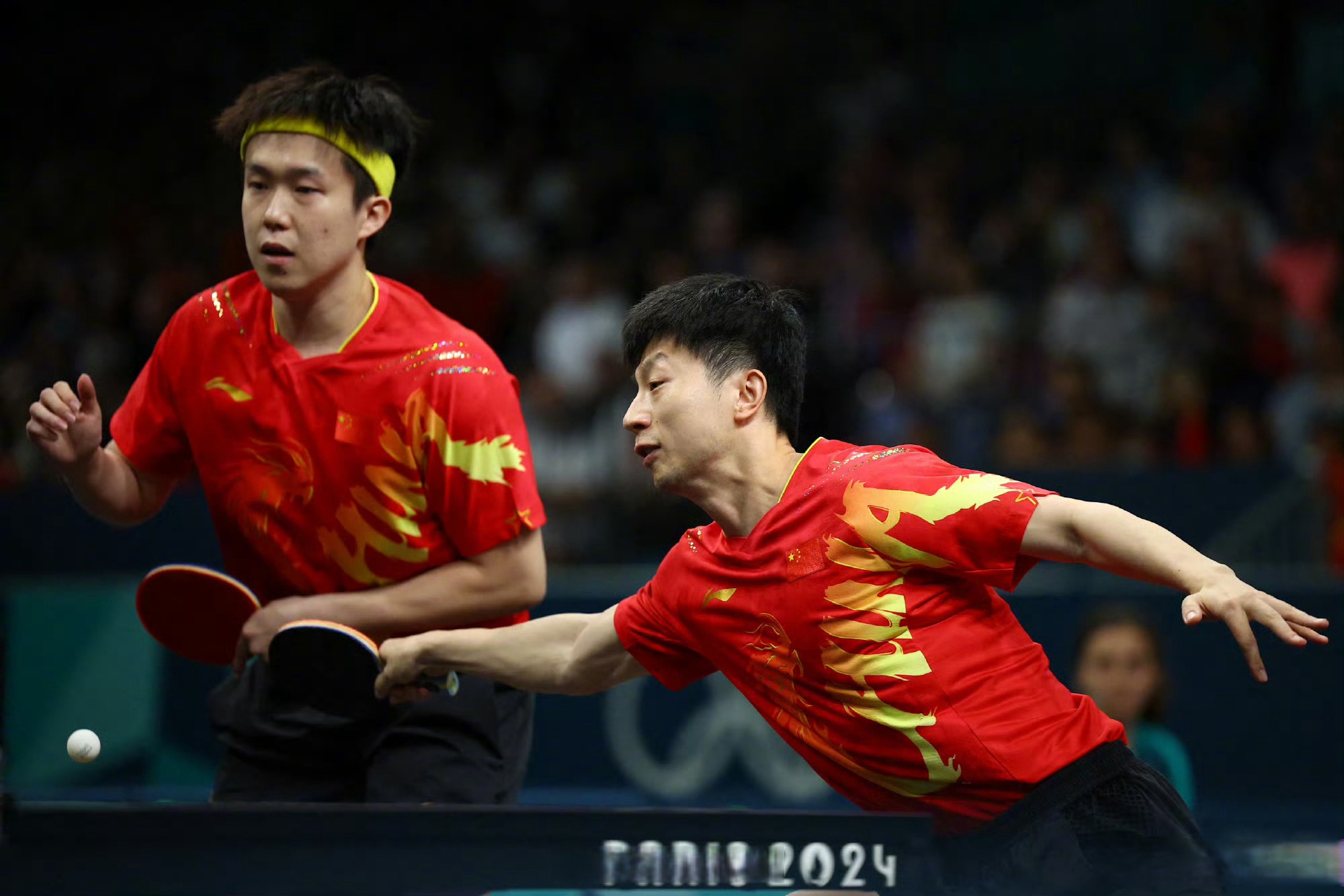 韩国乒乓球队力克法国乒乓球队，马龙绝境逆转