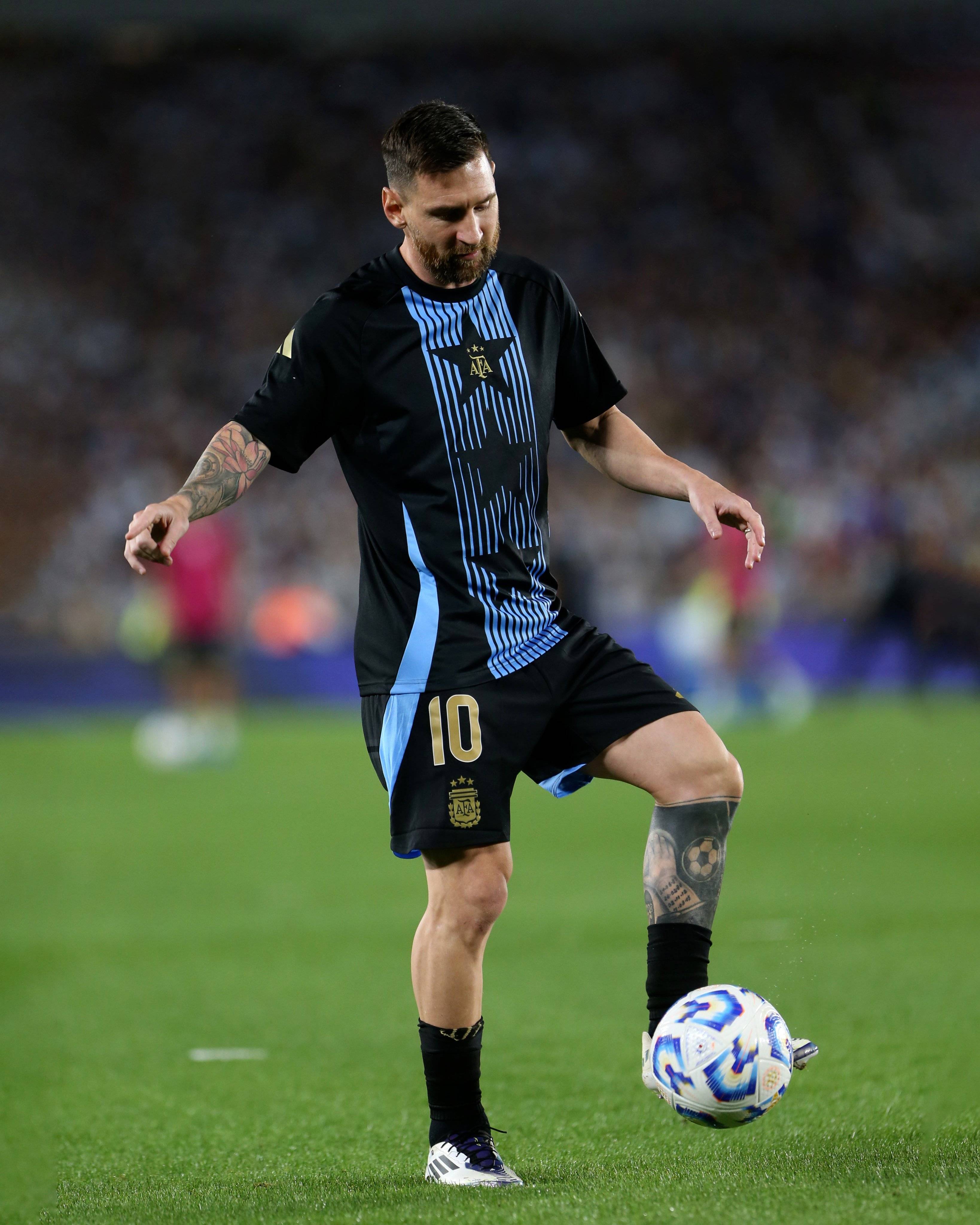 哥伦比亚横扫阿根廷，哈弗茨扛起全队