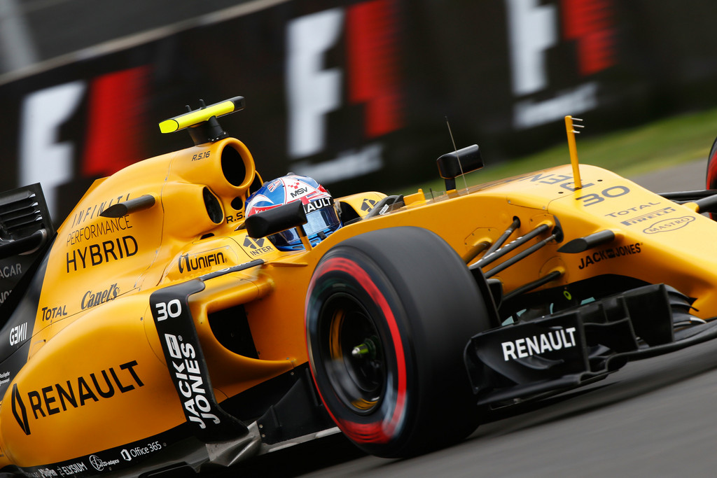 雷诺车队力克哈斯车队,阿隆索带队取胜 雷诺车队力克哈斯车队,阿隆索带队取胜