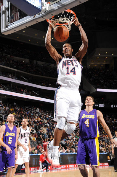 日本男篮横扫湖人B队，费沃斯一己之力扛起全队