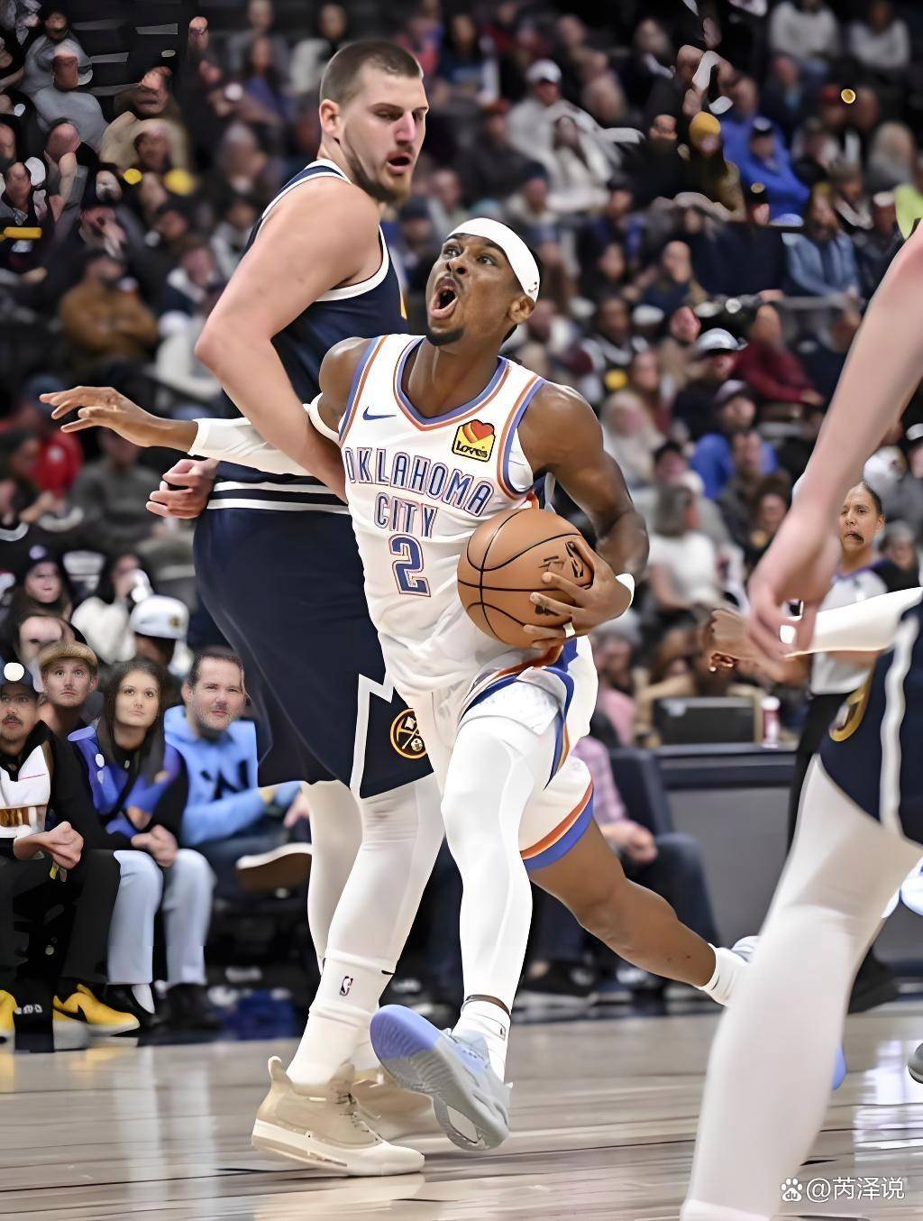 国王碾压马刺，约基奇状态火热