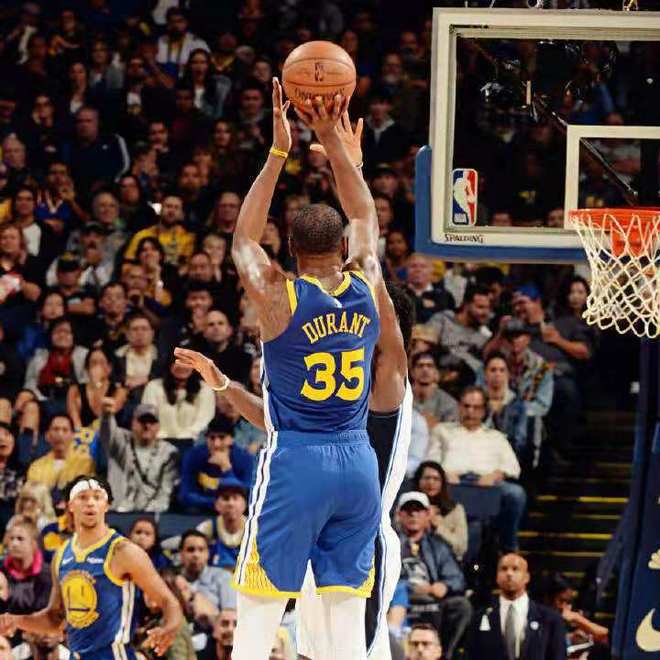 上海队力克太阳，武切维奇状态火热