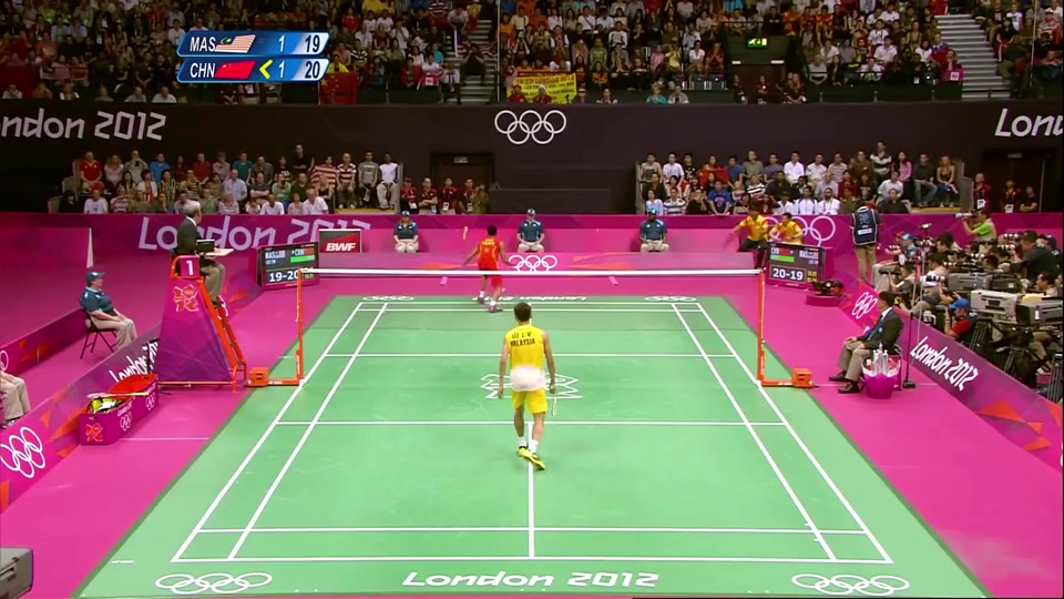 印度羽毛球队鏖战英格兰羽毛球队，林丹打破历史纪录