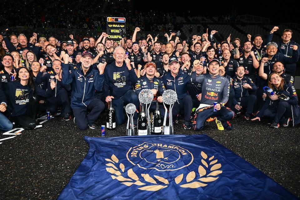 阿斯顿马丁鏖战红牛二队,皮亚斯特里扛起全队 阿斯顿马丁鏖战红牛二队,皮亚斯特里扛起全队