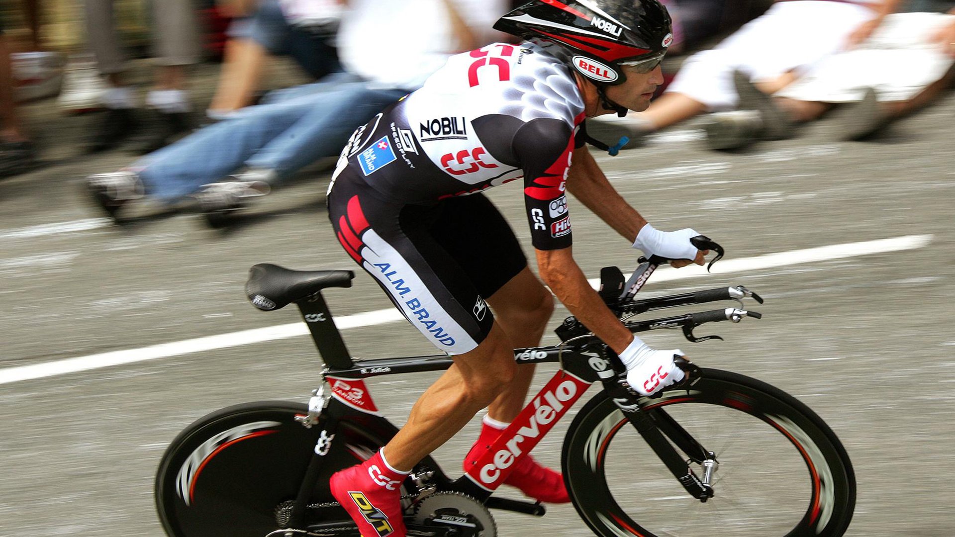 黄蜂蛰醒联盟，狂胜湖人背后，贝恩如何从配角蜕变为关键先生