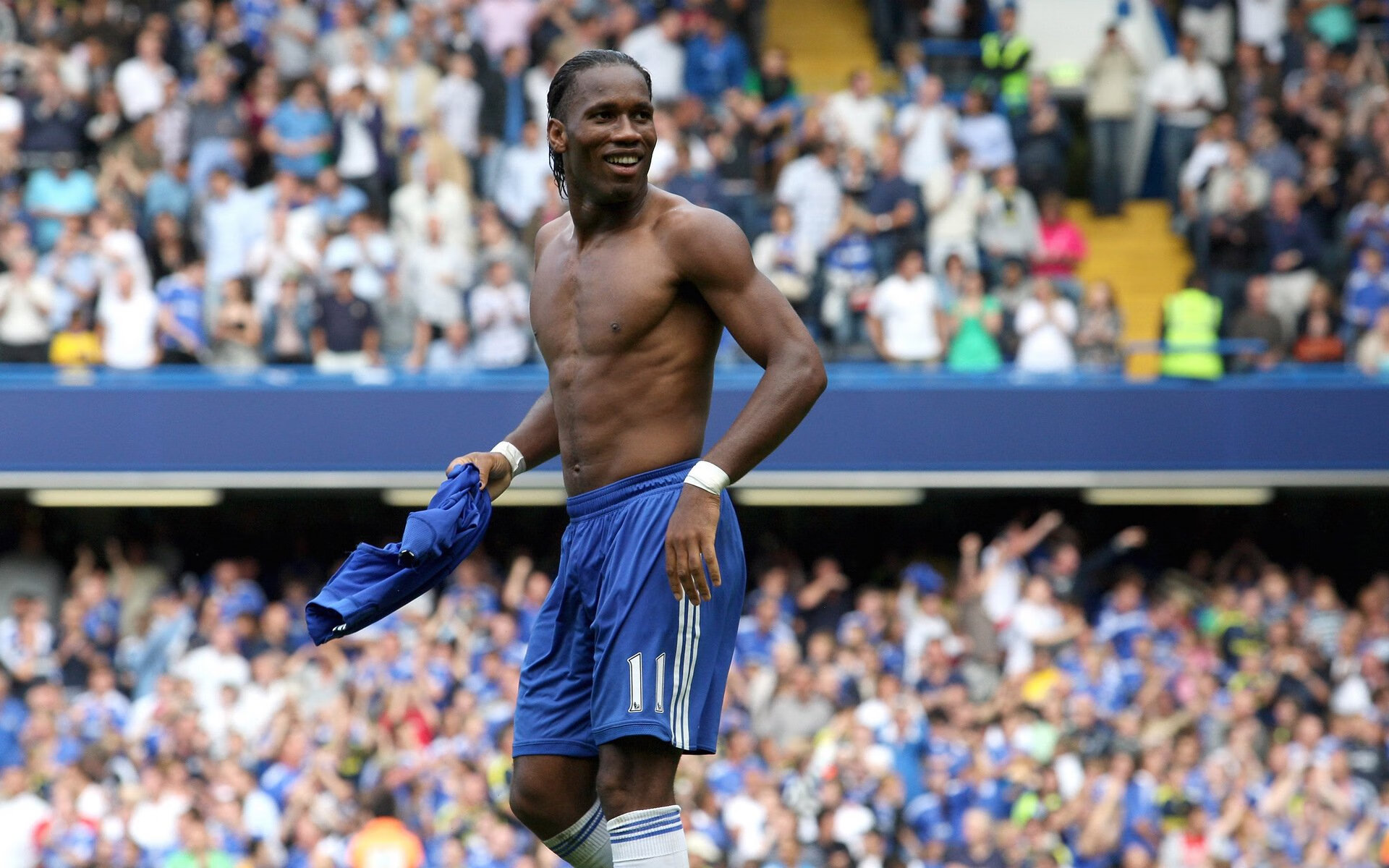 跨界主宰，快船险胜之夜，德罗赞在诺坎普写下篮球序章