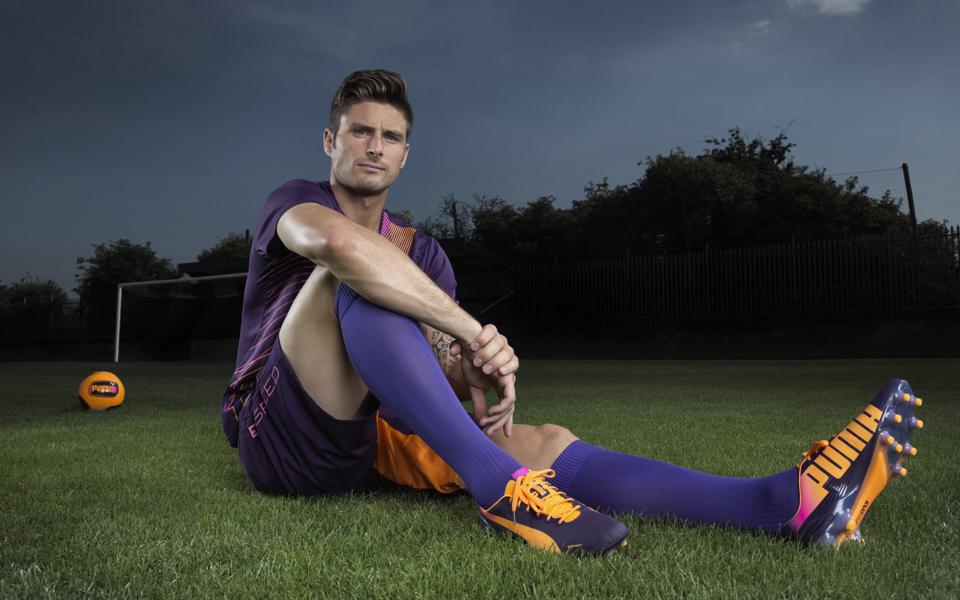 塞内加尔精神点燃里昂之夜,梅西如何从独舞者蜕变为关键先生