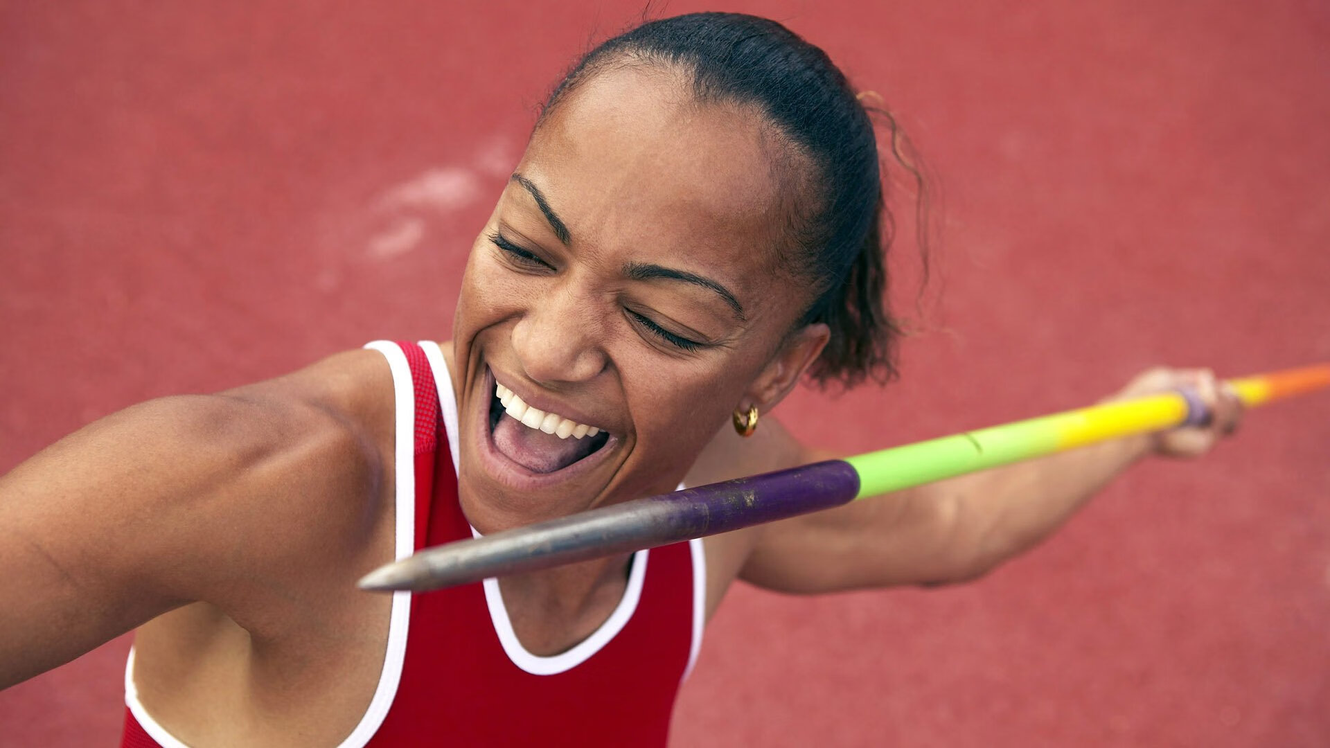 当广东队狂胜热火，一场跨越时空的篮球想象
