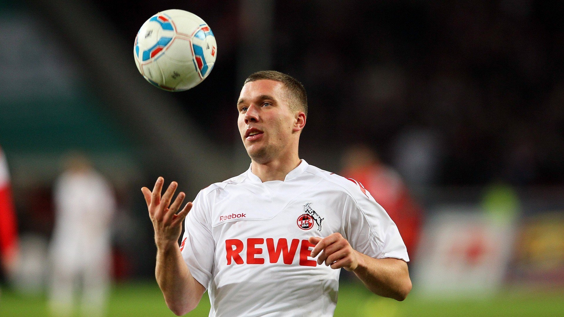 从雷恩到伯纳乌，卡马文加的欧冠觉醒之夜，一场压制哲学的胜利